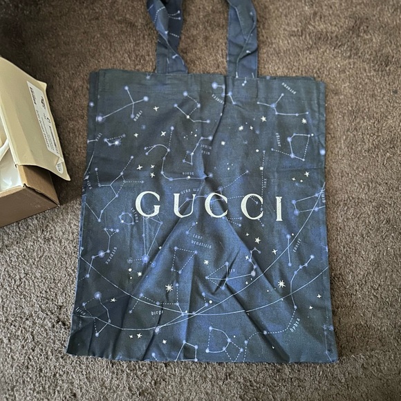 Gucci Sneakers - Picture 8 of 9